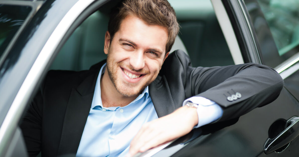 buy or lease a car for business